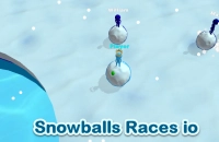 Play Snowballs Races io now!