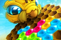 Play Super Hexbee Merger now!