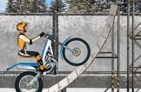 Play Trials Ice Ride now!